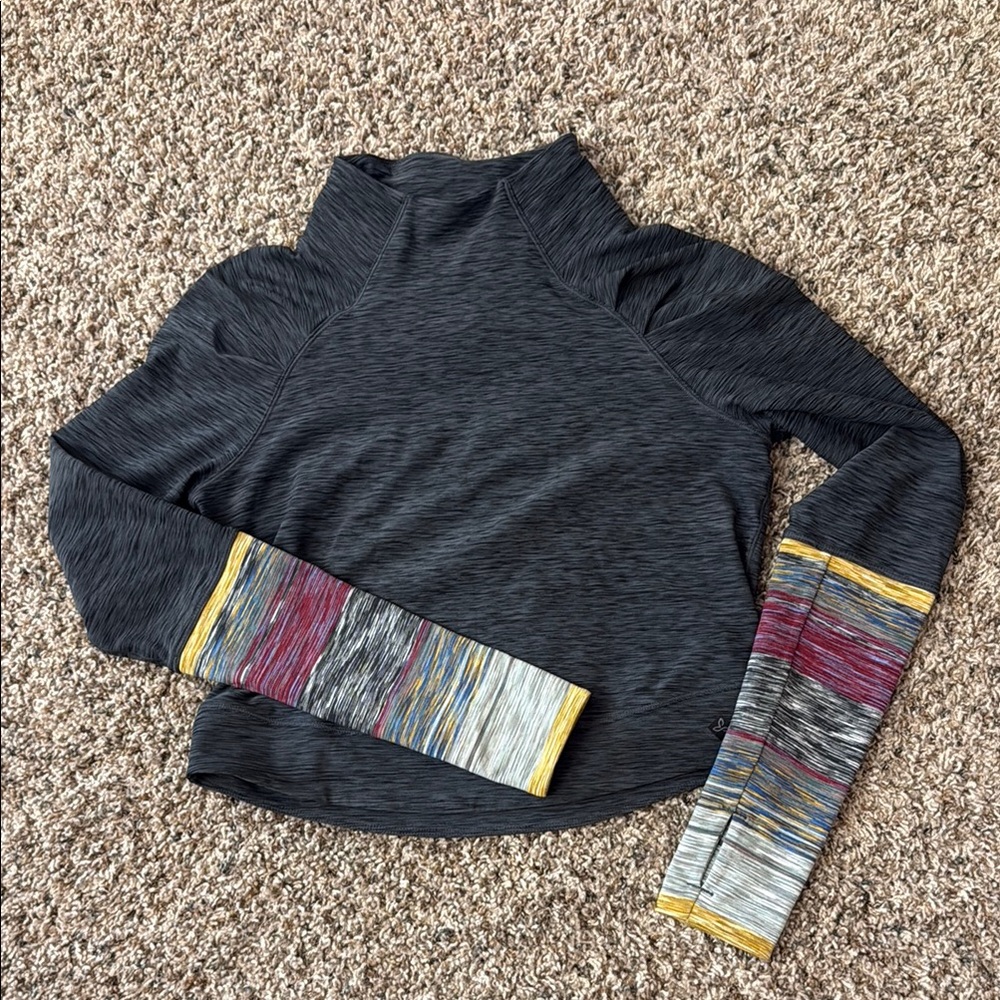 Prana Black and Multicolor Long Sleeve Crop Top
